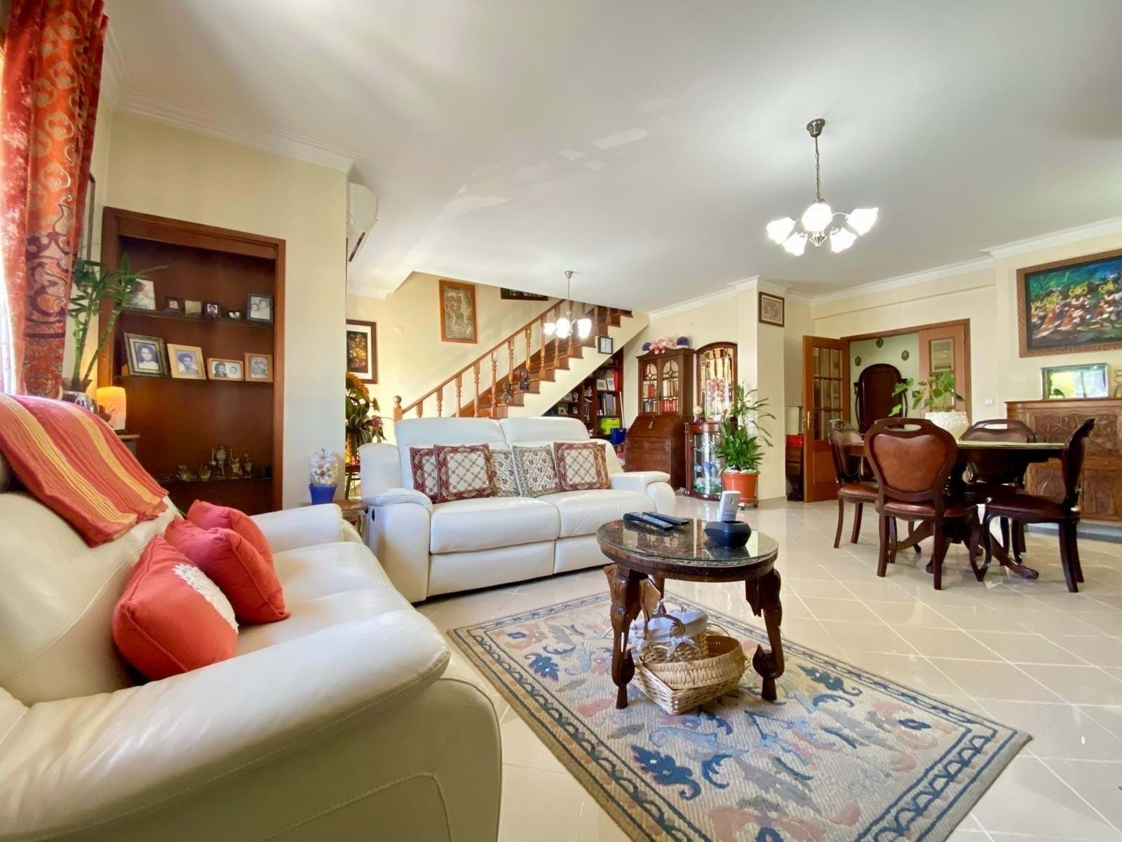 Apartamento Duplex T5 com varanda em Alcochete